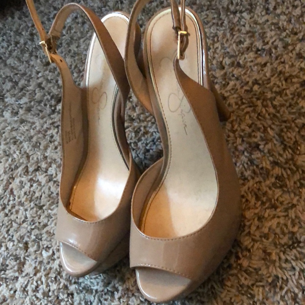 Jessica Simpson nude heels